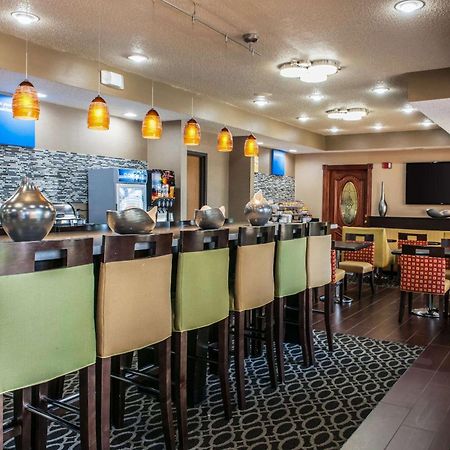 Comfort Inn Blue Ash North Buitenkant foto