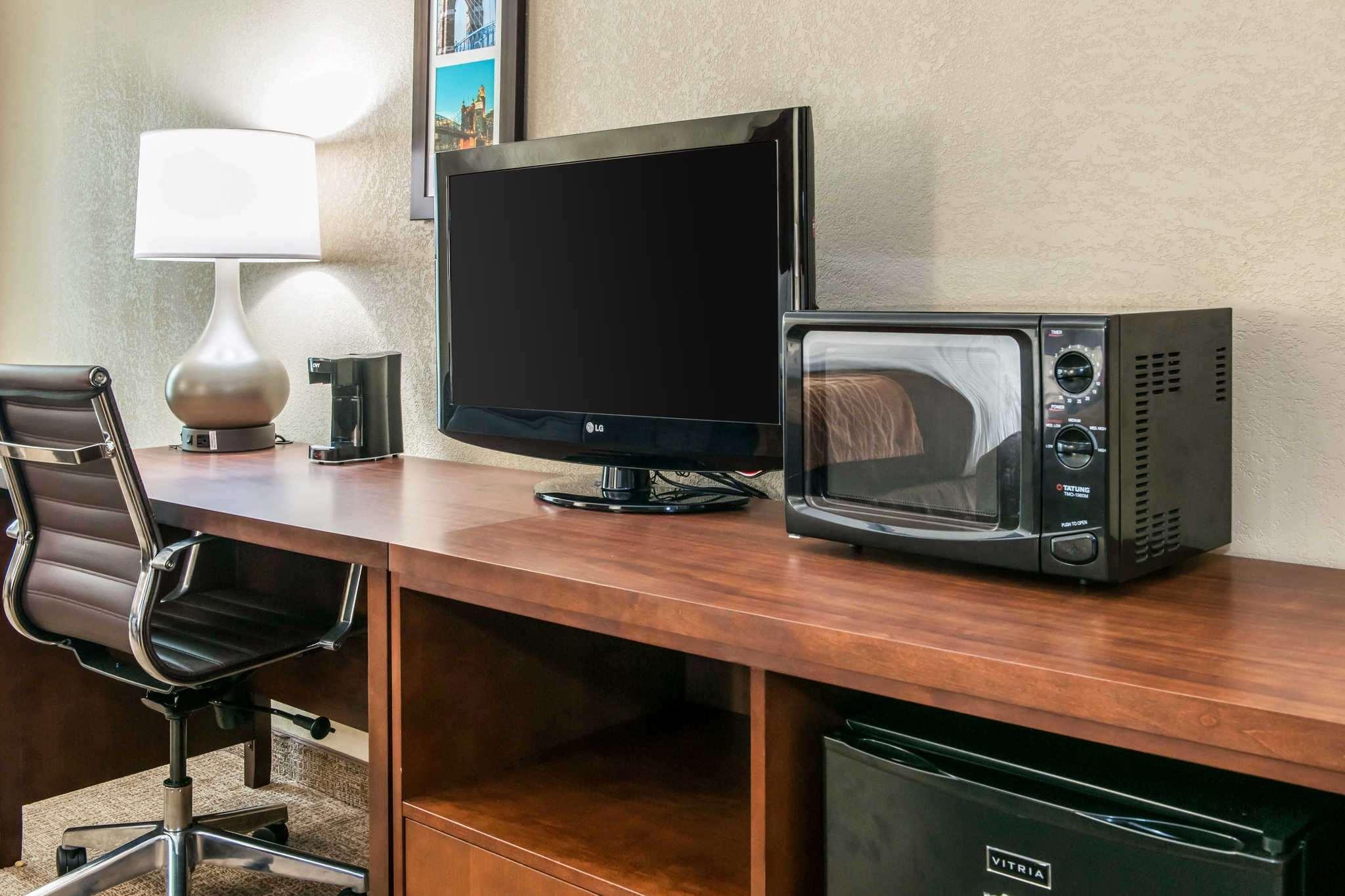 Comfort Inn Blue Ash North Buitenkant foto