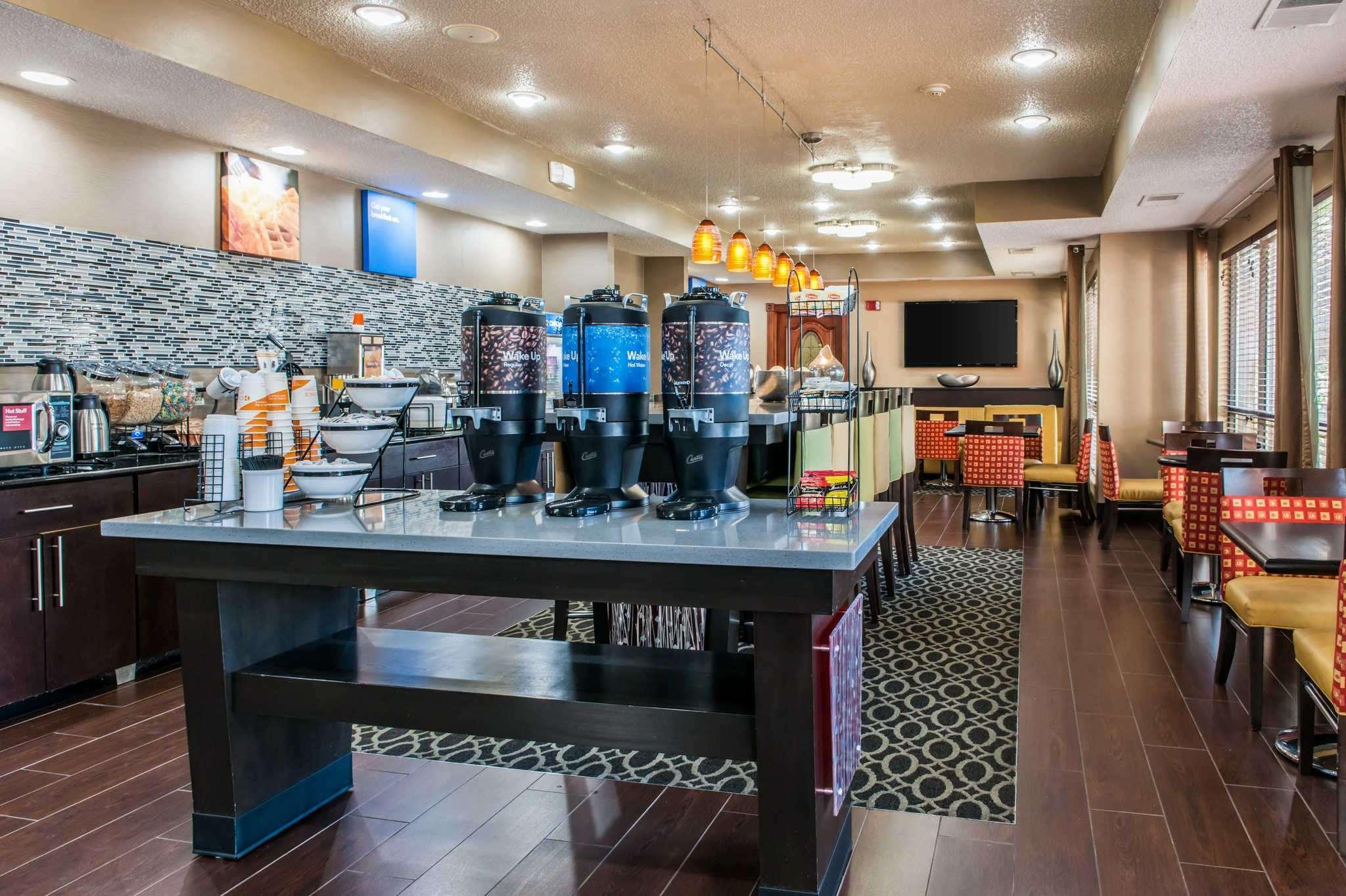Comfort Inn Blue Ash North Buitenkant foto