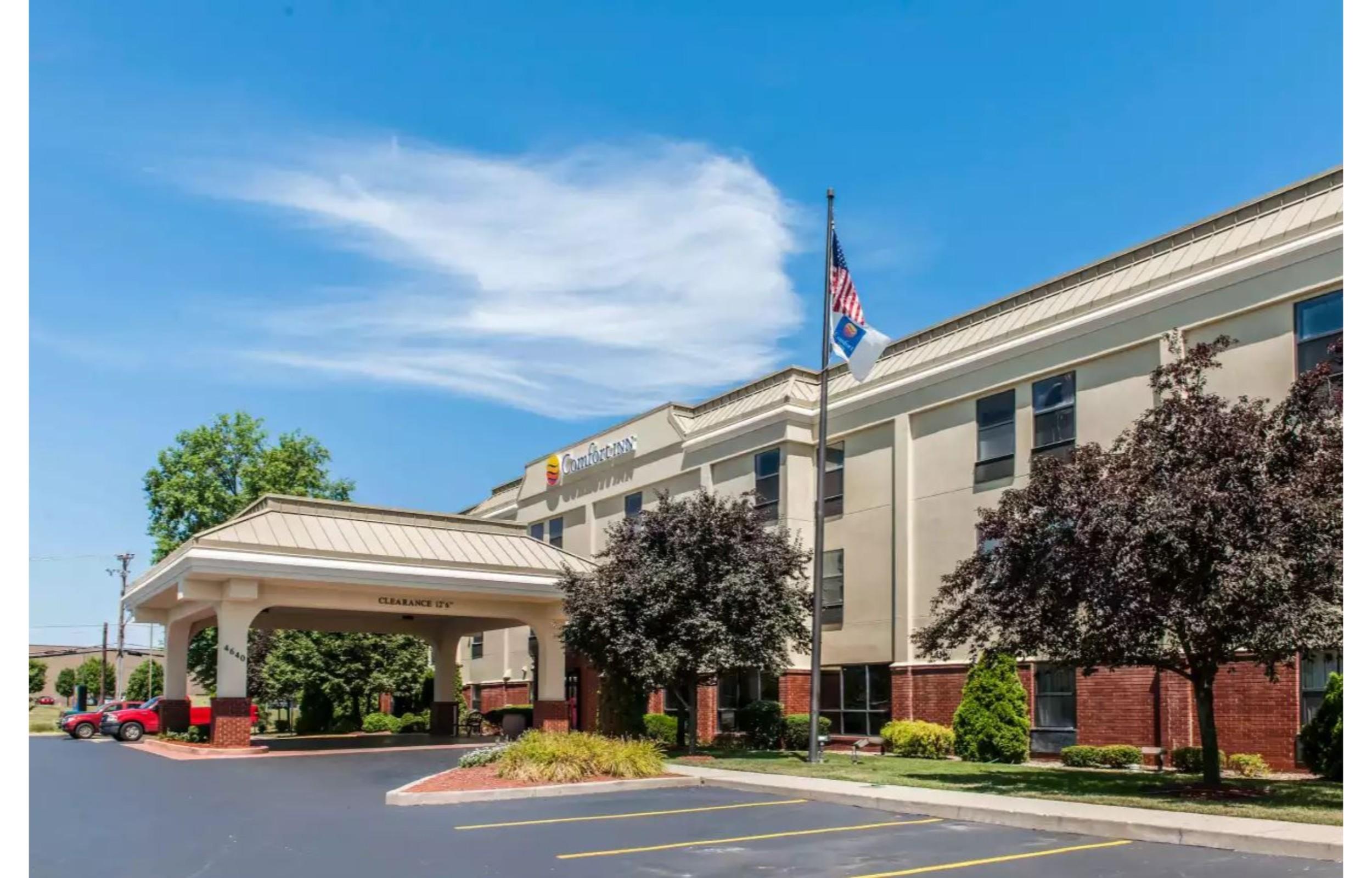 Comfort Inn Blue Ash North Buitenkant foto