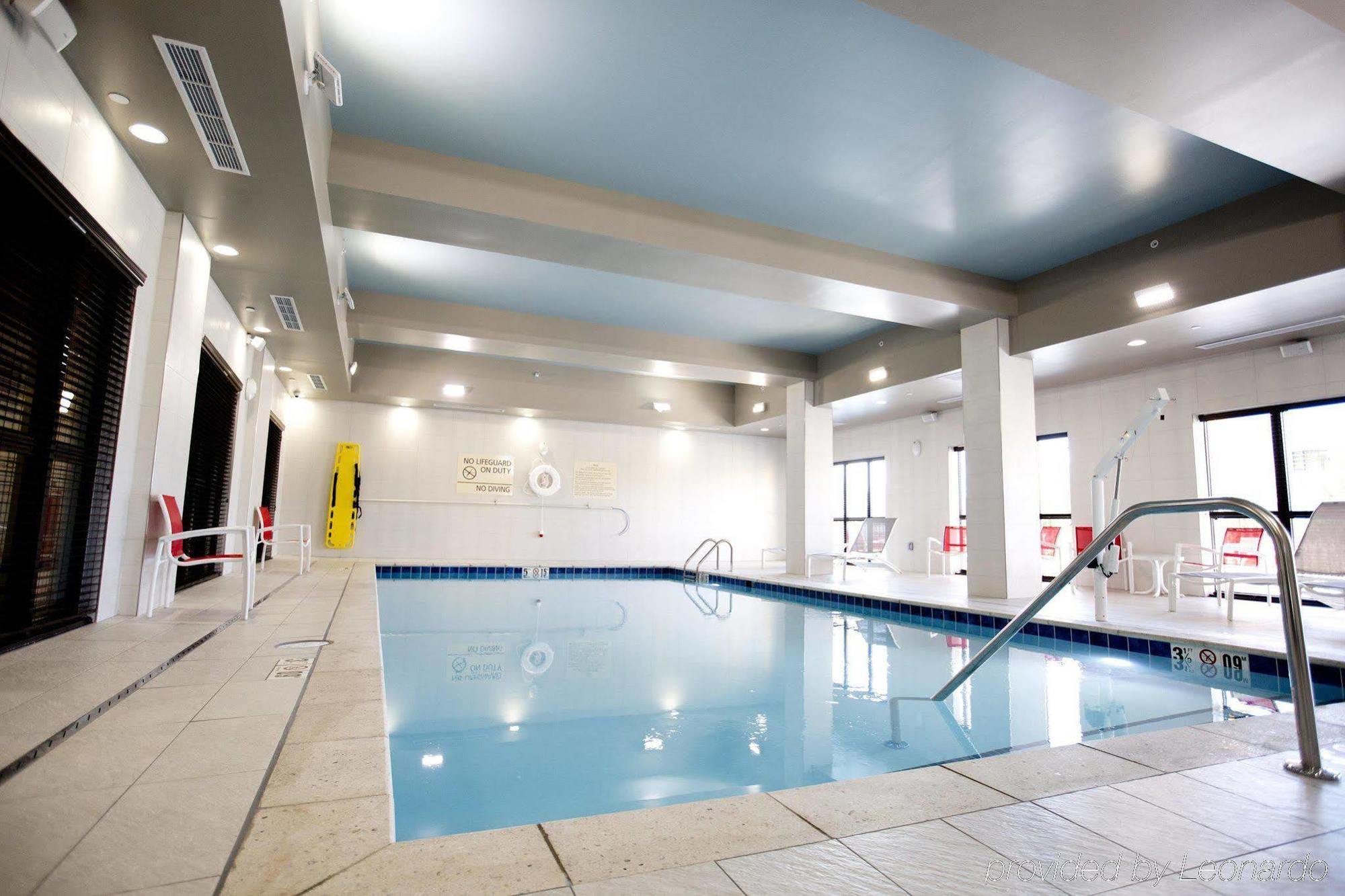 Comfort Inn Blue Ash North Buitenkant foto